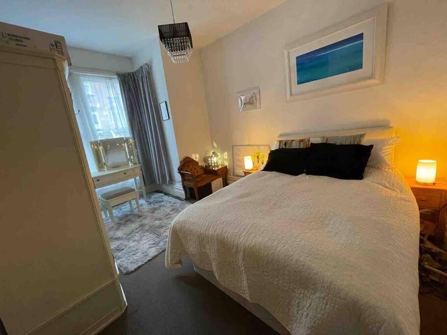 One/Two Bedroom Apartment Close To Sea & Centre Hastings Eksteriør bilde